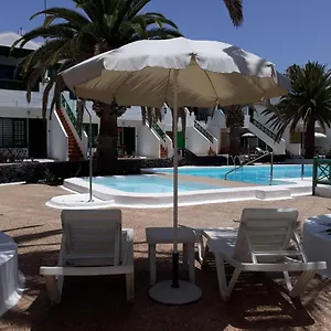 apartamento-alegranza.in-canary-islands.com/