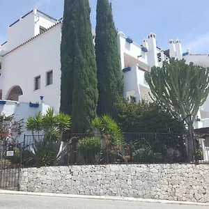Aparthotel Pueblo Evita Hill